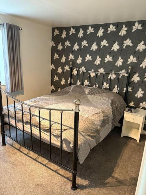 バーミンガムNewly Refurbished Flat In Kings Heathアパートメント エクステリア 写真