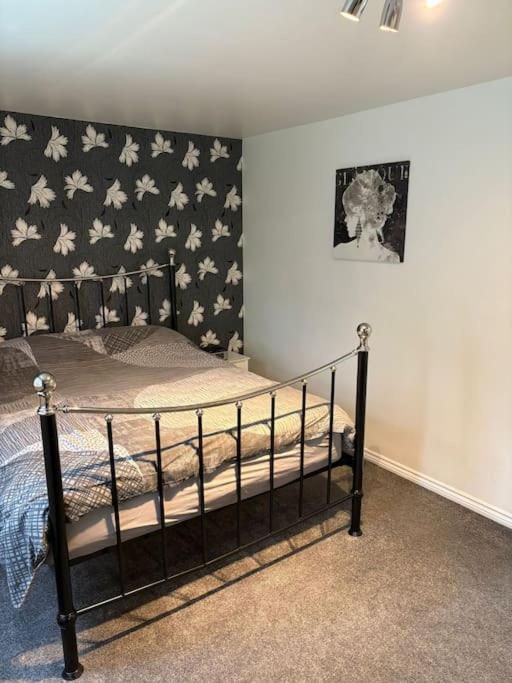 バーミンガムNewly Refurbished Flat In Kings Heathアパートメント エクステリア 写真